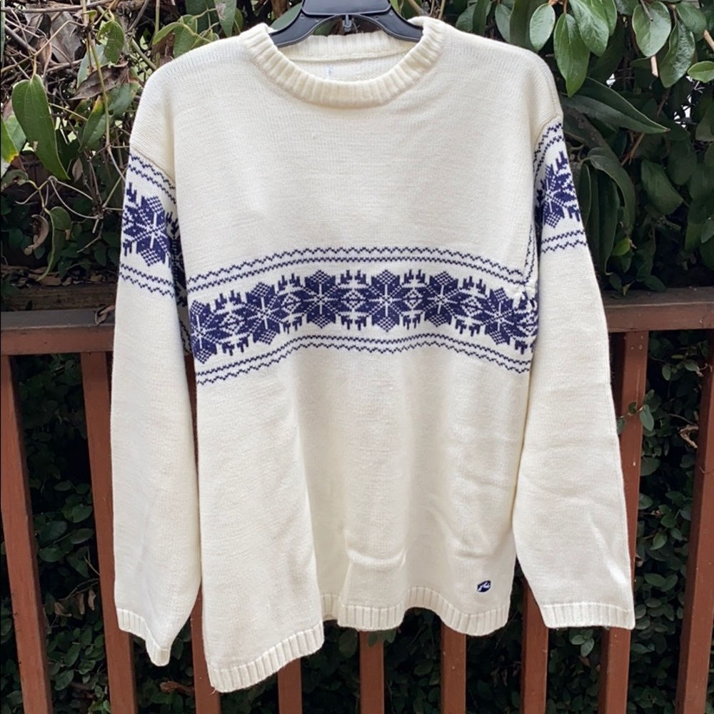 Comfortable lounge sweater